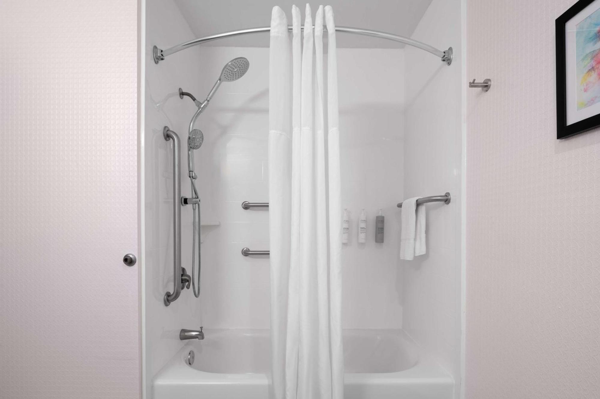 Hampton Inn Norfolk/Вирджиния-Бич Экстерьер фото