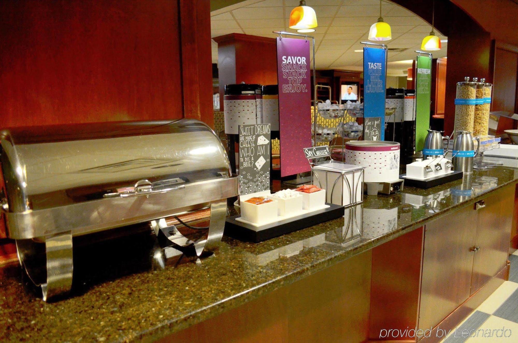 Hampton Inn Norfolk/Вирджиния-Бич Экстерьер фото