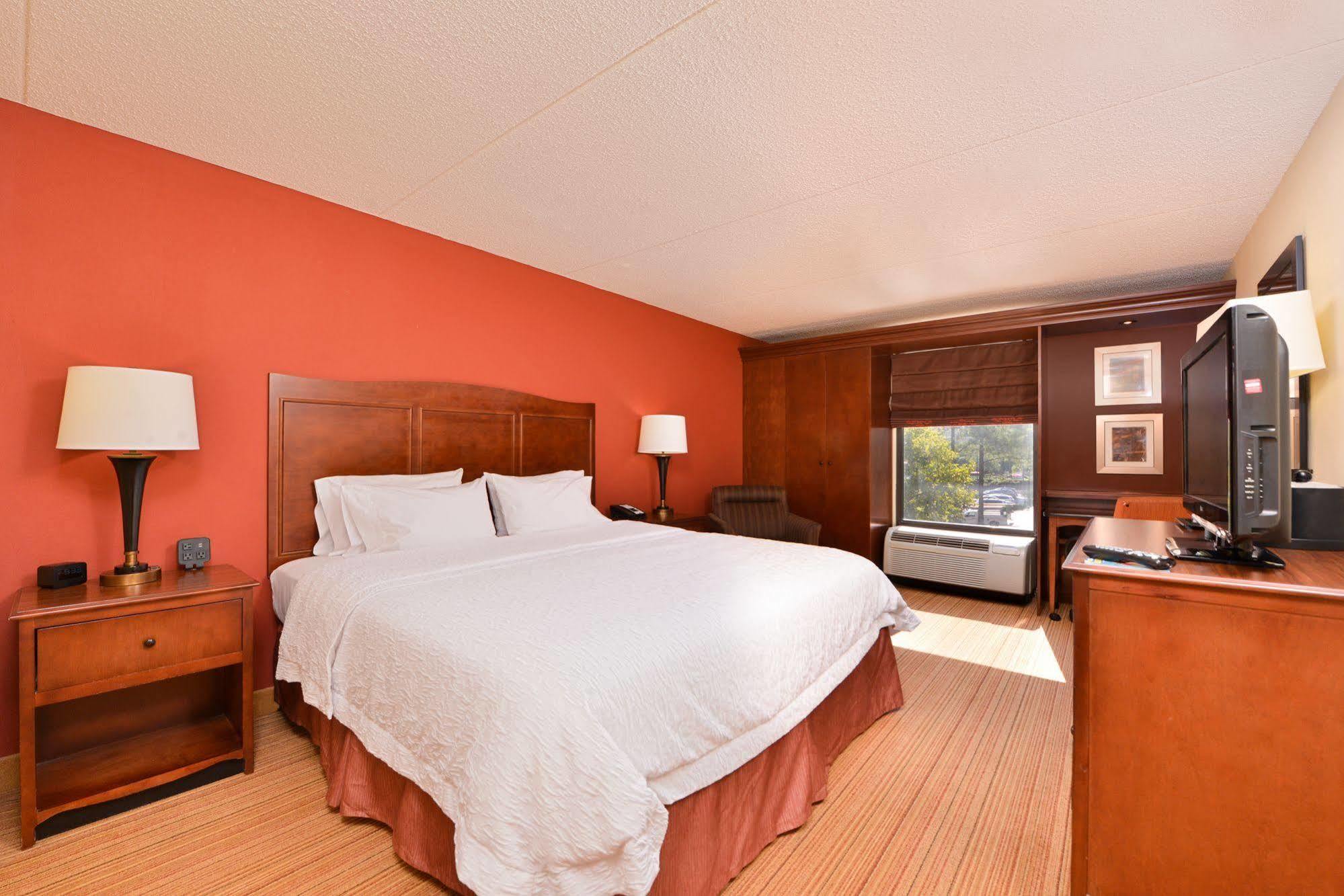 Hampton Inn Norfolk/Вирджиния-Бич Экстерьер фото